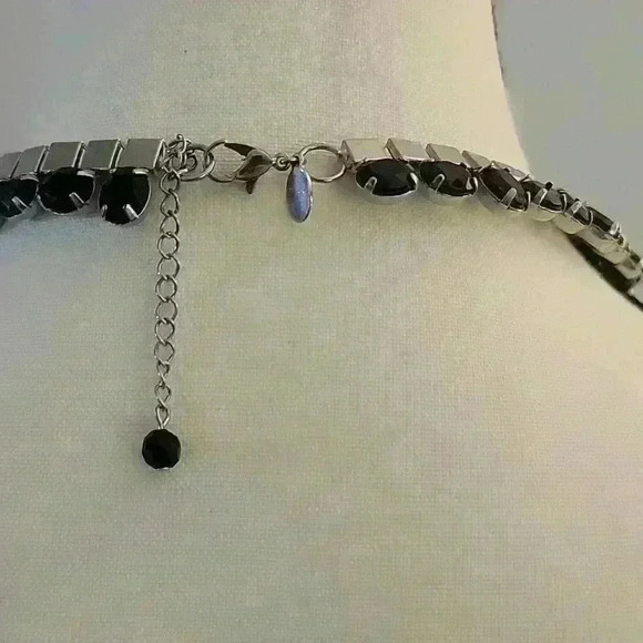 Necklace - Picture 4 of 4